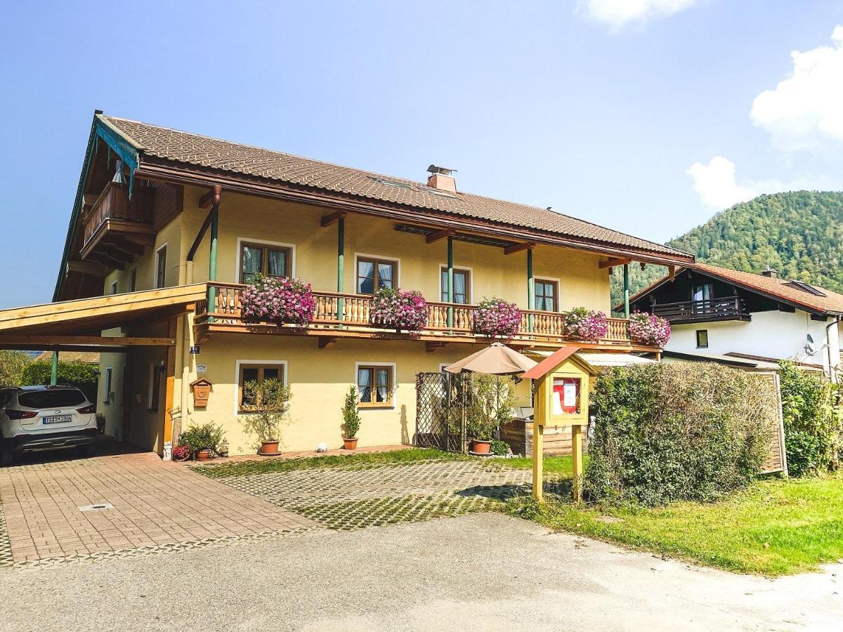 Ferienwohnung Thullner Inkl. Chiemgaukarte 鲁波尔丁 外观 照片
